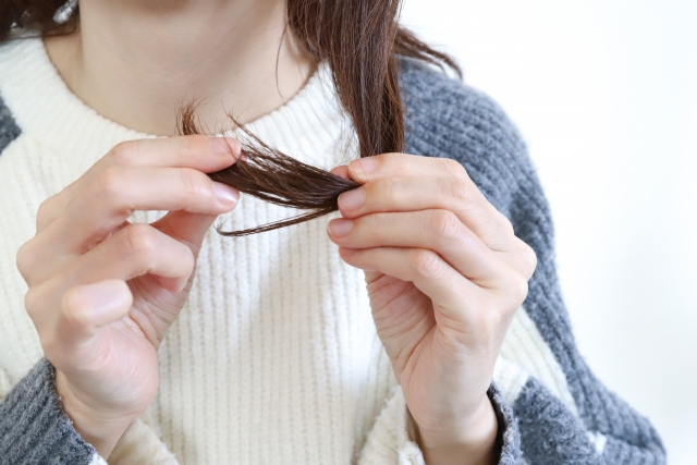 自宅で簡単！家で出来る髪の毛のダメージケア完全ガイド